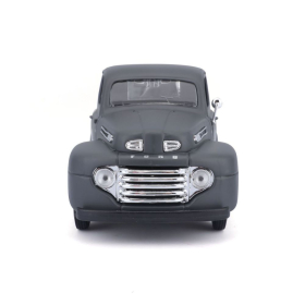 Maisto Ford F-1 Pickup 1948 Flathead Motorcycle 1:24