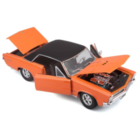 Maisto Pontiac GTO Hurst Edition 1965 orange 1/18