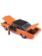 Maisto Pontiac GTO Hurst Edition 1965 orange 1/18